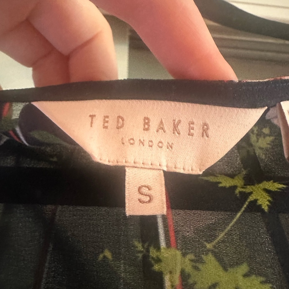 Ted Baker Floral Swim Cover - Picture 3 of 7